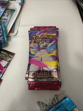 Gardevoir-Themed Pink Booster Pack -